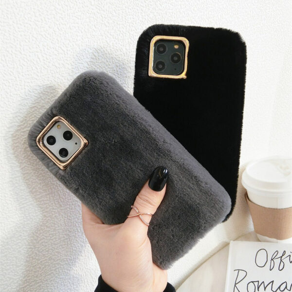 Rabbit plush phone case - Image 2