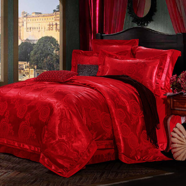 4-Piece Set Of European-Style Luxury Light Luxury Bedding - Image 8