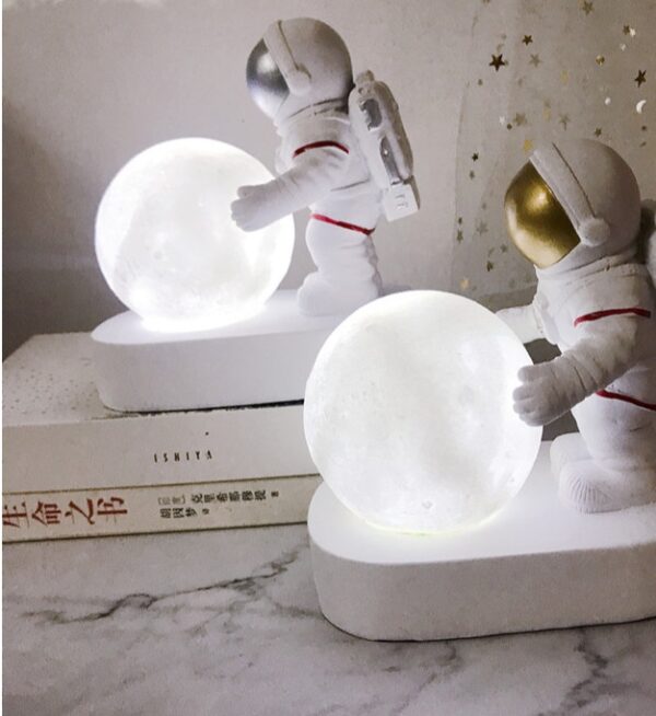 Astronaut night light - Image 7