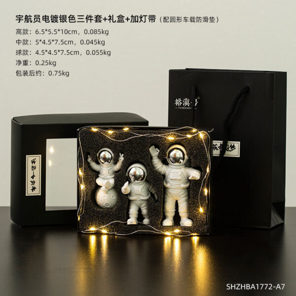 Spaceman Astronaut Moon Night Light Cute Car Decoration - Image 3
