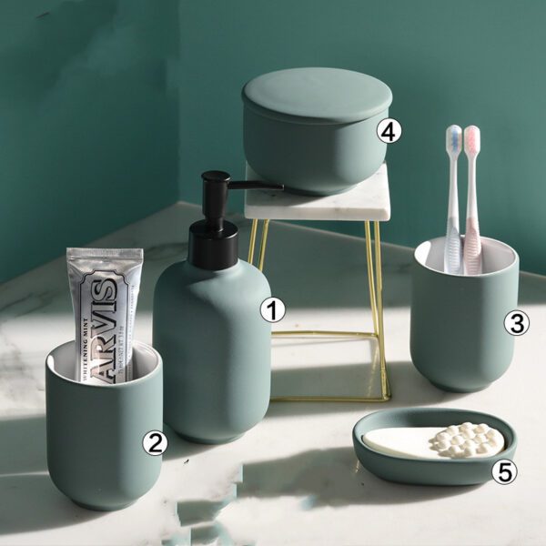 Ceramic Bathroom Toilet Set - Image 3