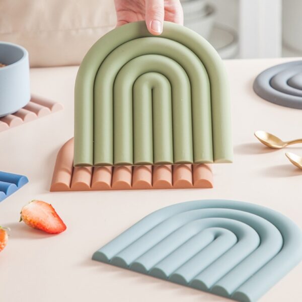 Rainbow Silicone Heat Insulation Pad Dining Table Heat Resistant And High - Image 9