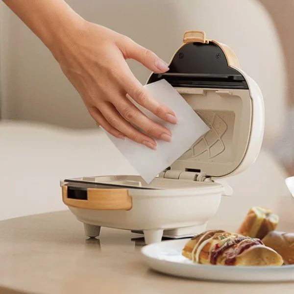 500W Sandwich Machine Fast Breakfast Machine Home Hot-pressed Toasted Non-stick Bread Mini Panini Machine Multi-function Toaster - Image 4